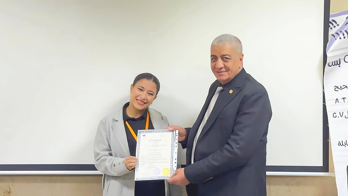 تدريب داخل معمل الحاسب