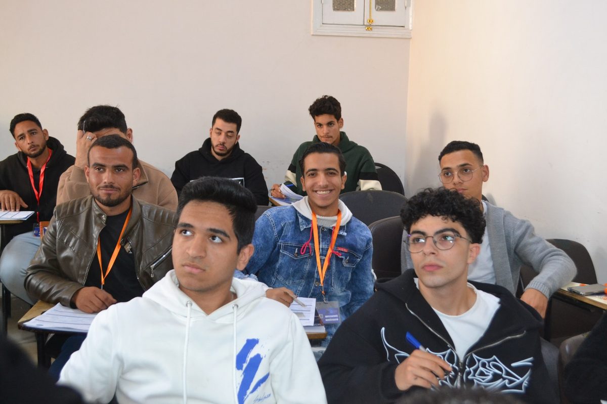 شرح عملي داخل المركز العلمي ببني سويف
